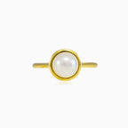 Simple gold pearl ring