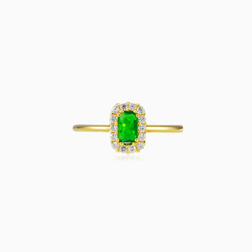Obdélníkový zlatý prsten se smaragdem