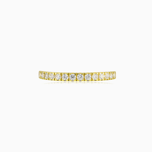 Thin cubic zirconia gold band