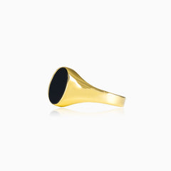 Gold oval onyx ring