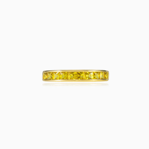Prsten se žlutými safíry
