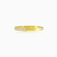  Zlatý prsten s jednou řadou kubických zirkonů